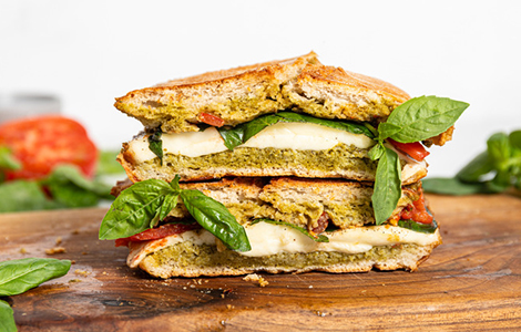 Mozzarella Pesto Panini